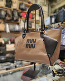 کیف دورنگ مدل miu miu بزرگ کد ۱۰۴۲