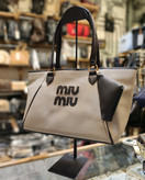 کیف دورنگ مدل miu miu بزرگ کد ۱۰۴۲